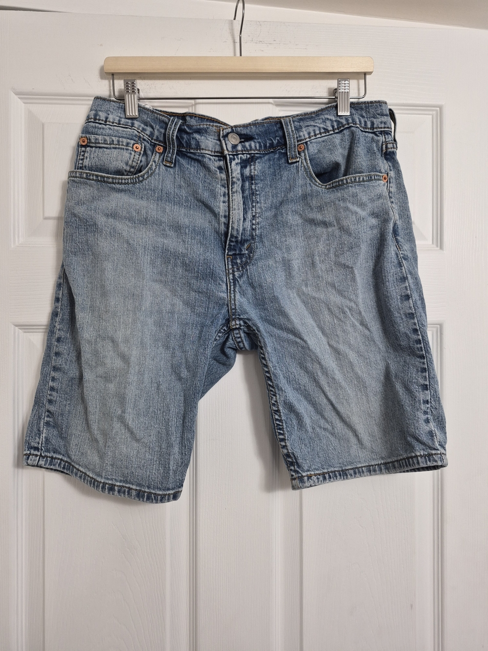 Levi's Men's Light Wash Denim Jean Shorts